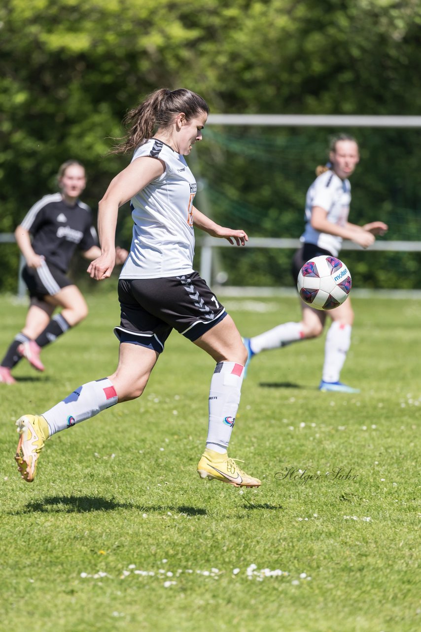 Bild 148 - F SV Henstedt Ulzburg - SV Fortuna Boesdorf : Ergebnis: 3:1